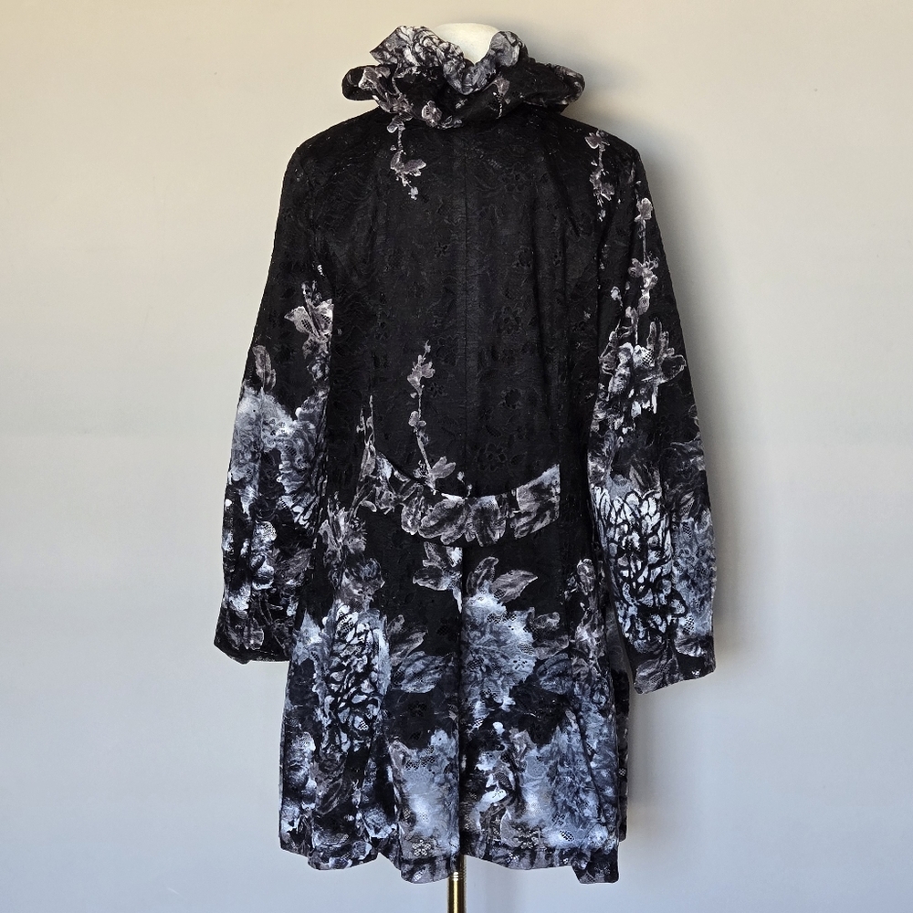 VTG Gothic Punk Whimsigoth Black Floral Lace Ruffled Collar Button Front Coat - Picture 5 of 11
